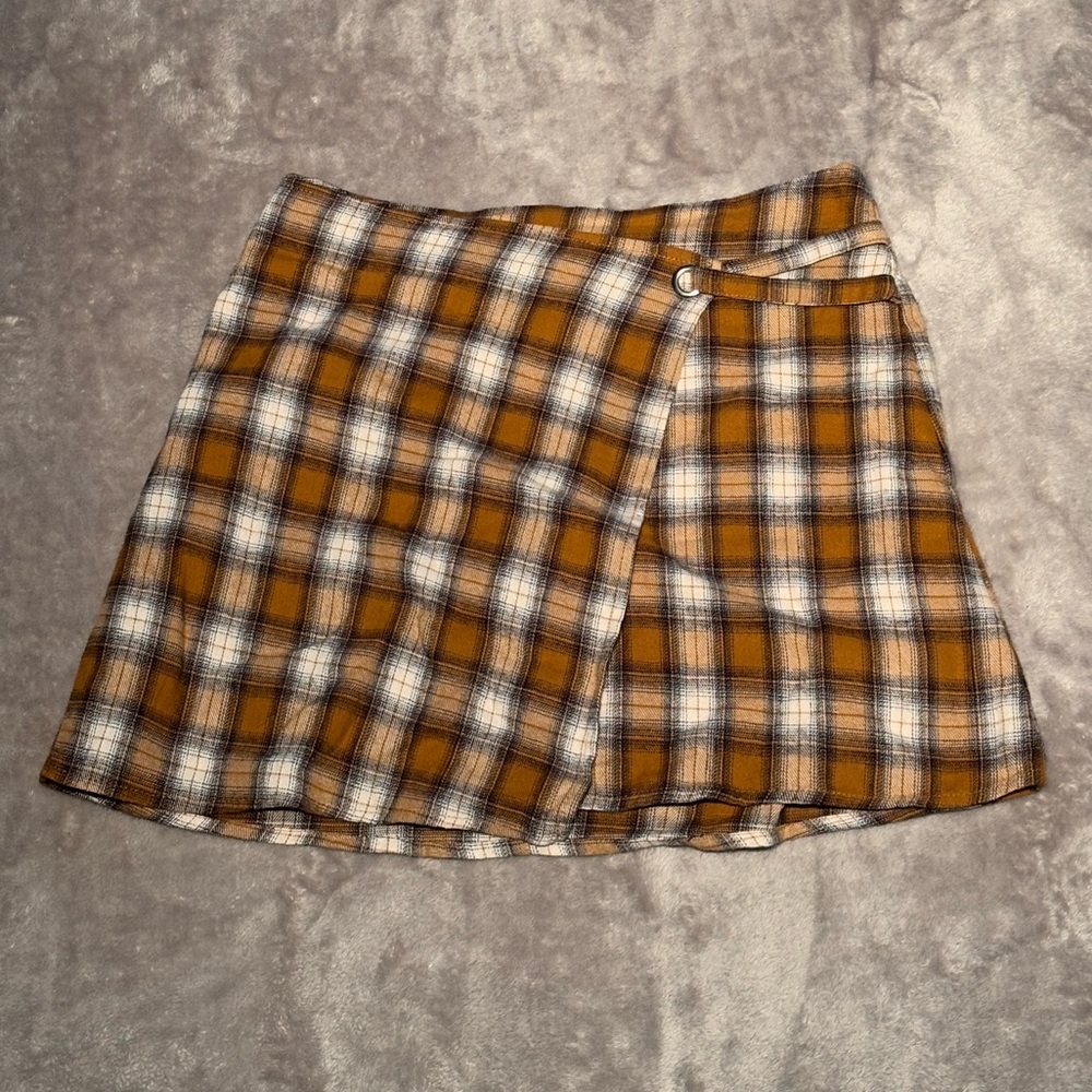Yellow asymmetrical plaid skirt